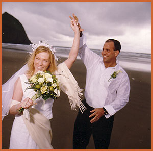 Oregon coast wedding photography at the beach with Jim Stoffer Photography
